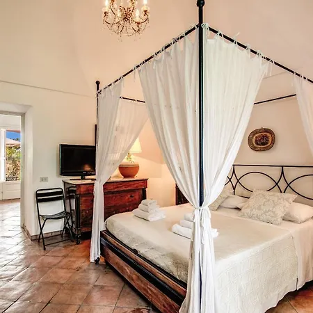 Carteni Villa *