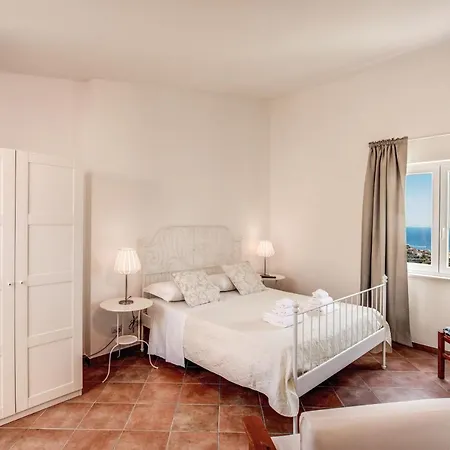 Carteni Villa *
